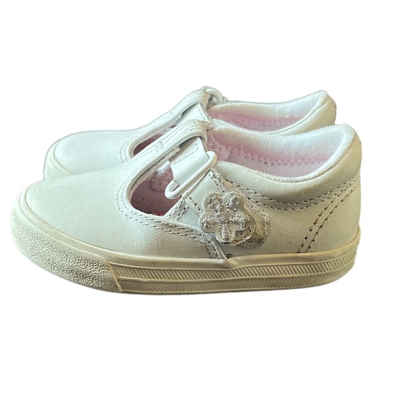 Keds Other - KEDS white leather t strap Velcro size 5 walking shoes